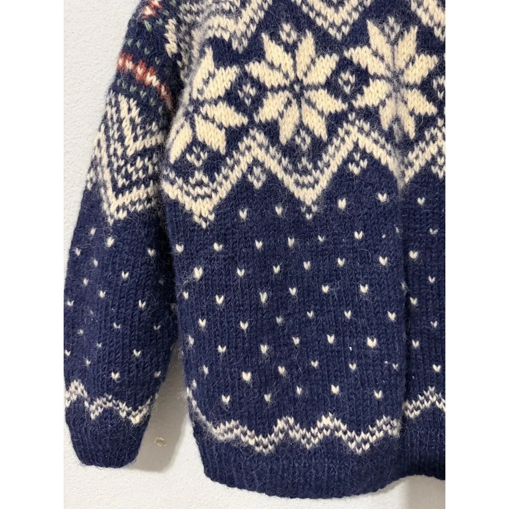 Vintage 80s Alpaca Imports Men's Sweater M Wool Hand Knit Fair Isle Snowflake
